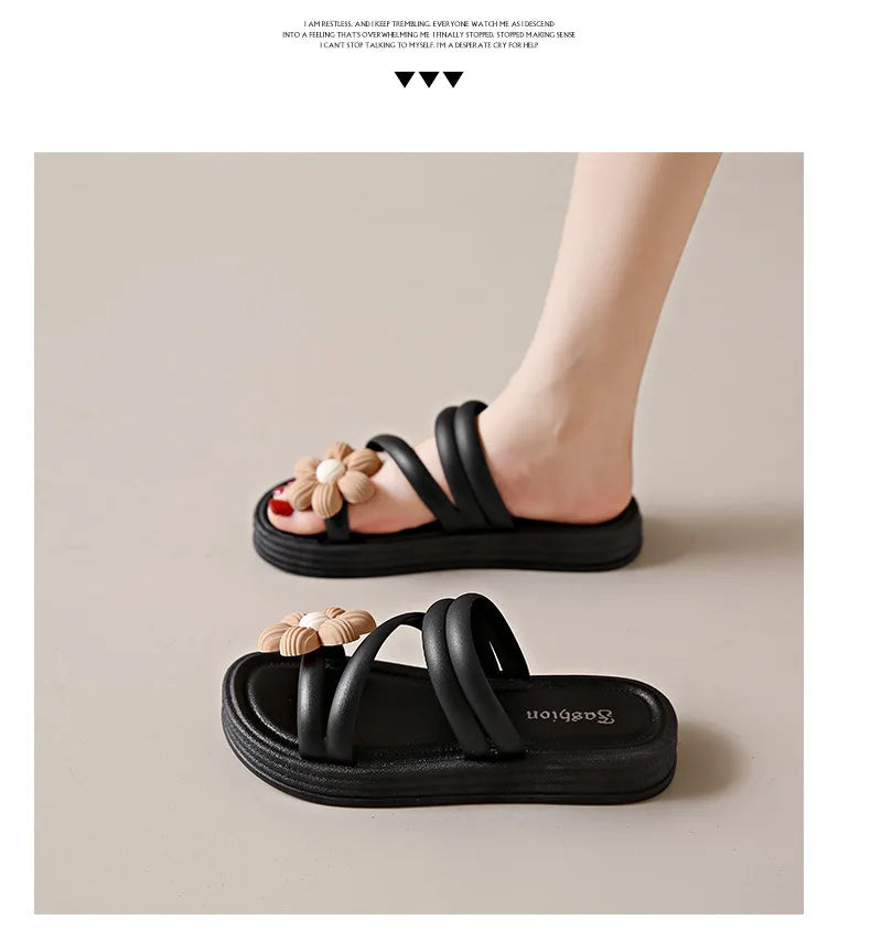Sandália Feminina Rasteira com Flor | Conforto e Estilo