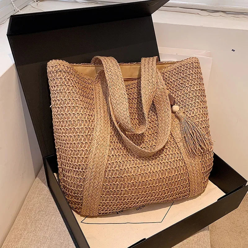 Bolsa de Praia Palha Trançada Retrô | Ombro e Mão