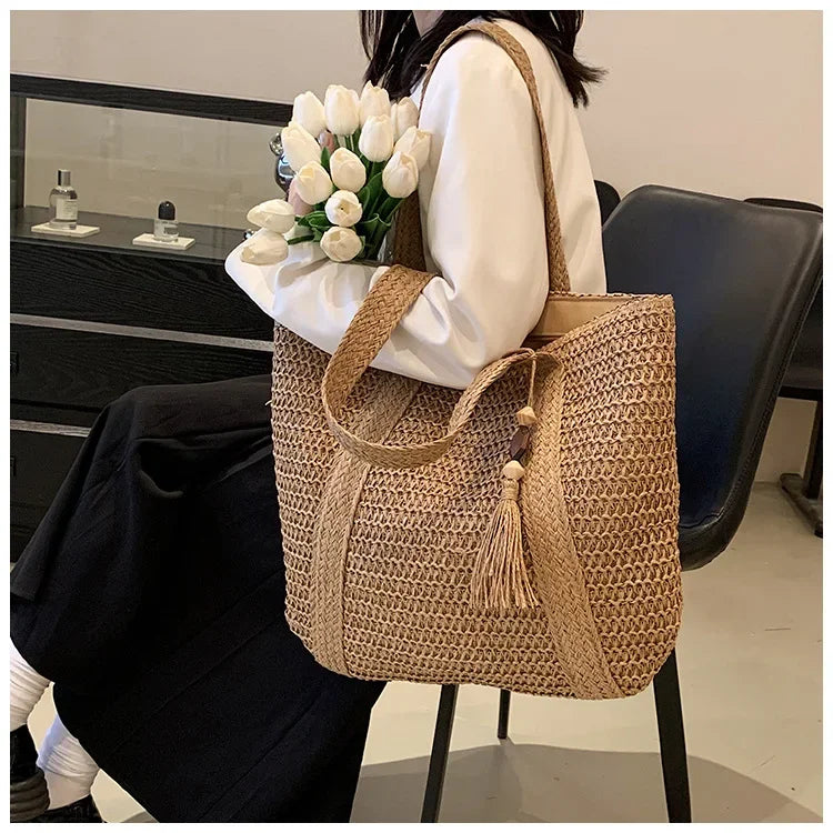 Bolsa de Praia Palha Trançada Retrô | Ombro e Mão